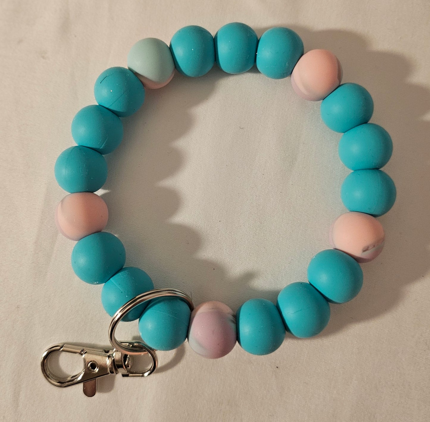 Med wristlet keychain