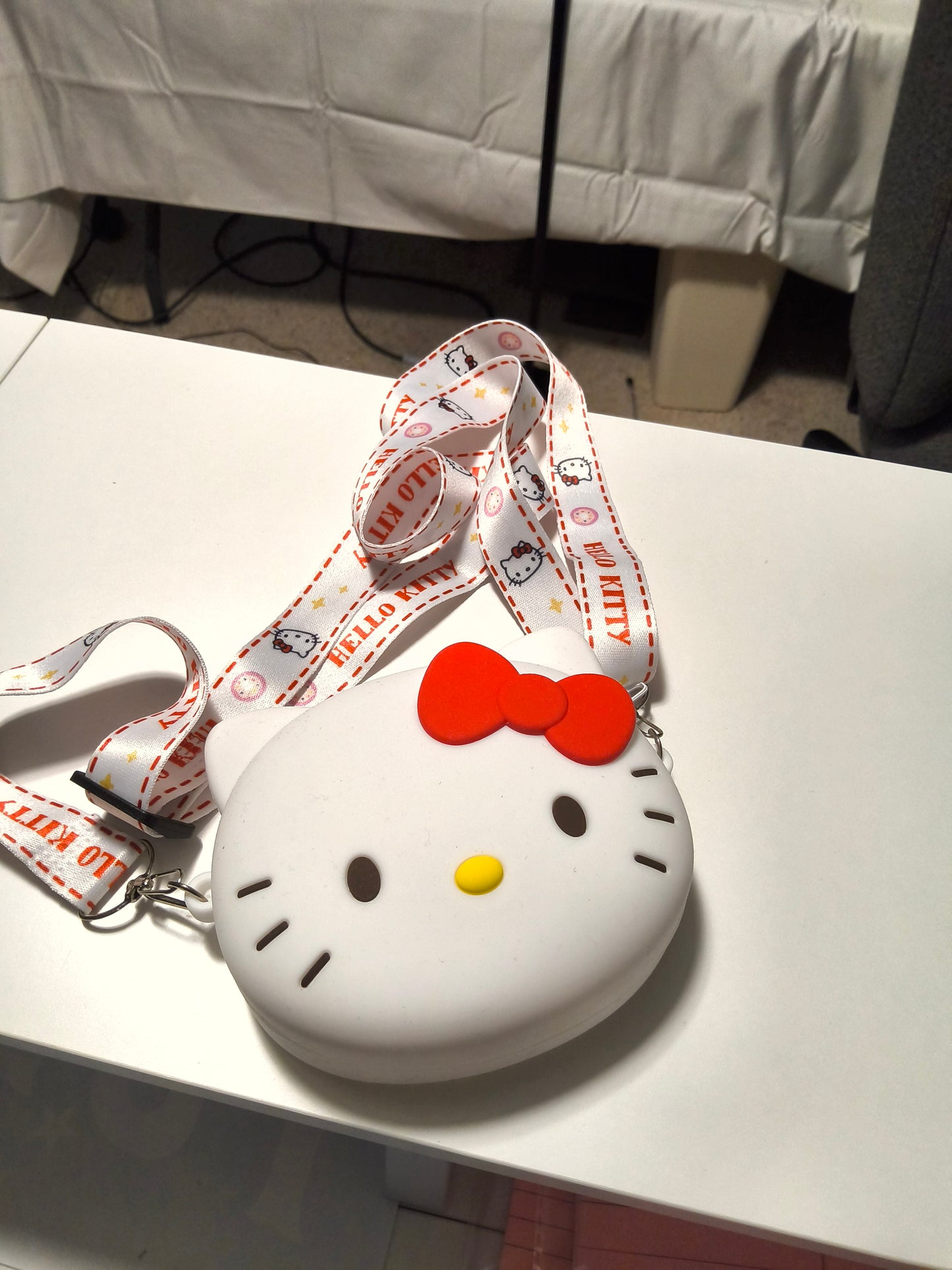 Small Hello Kitty Purse
